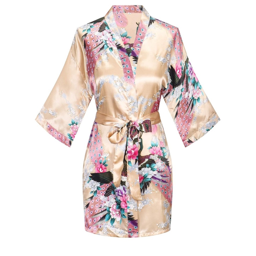 Kimono Palace Bride and Bridesmaid Satin Floral Peacock Robe Size Small - Picture 2 of 9